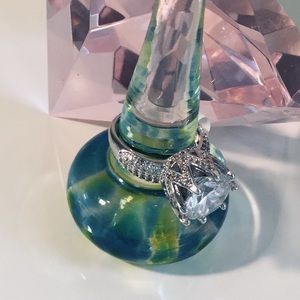 NWOT Round Stone/Crown Setting